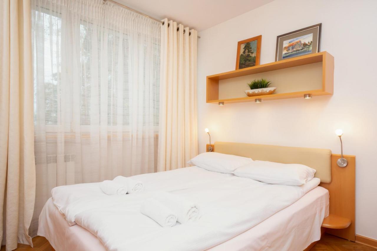 Two-Bedroom Family Apartment Esperanto Next To Klif By Noclegi Renters Warschau Exterior foto