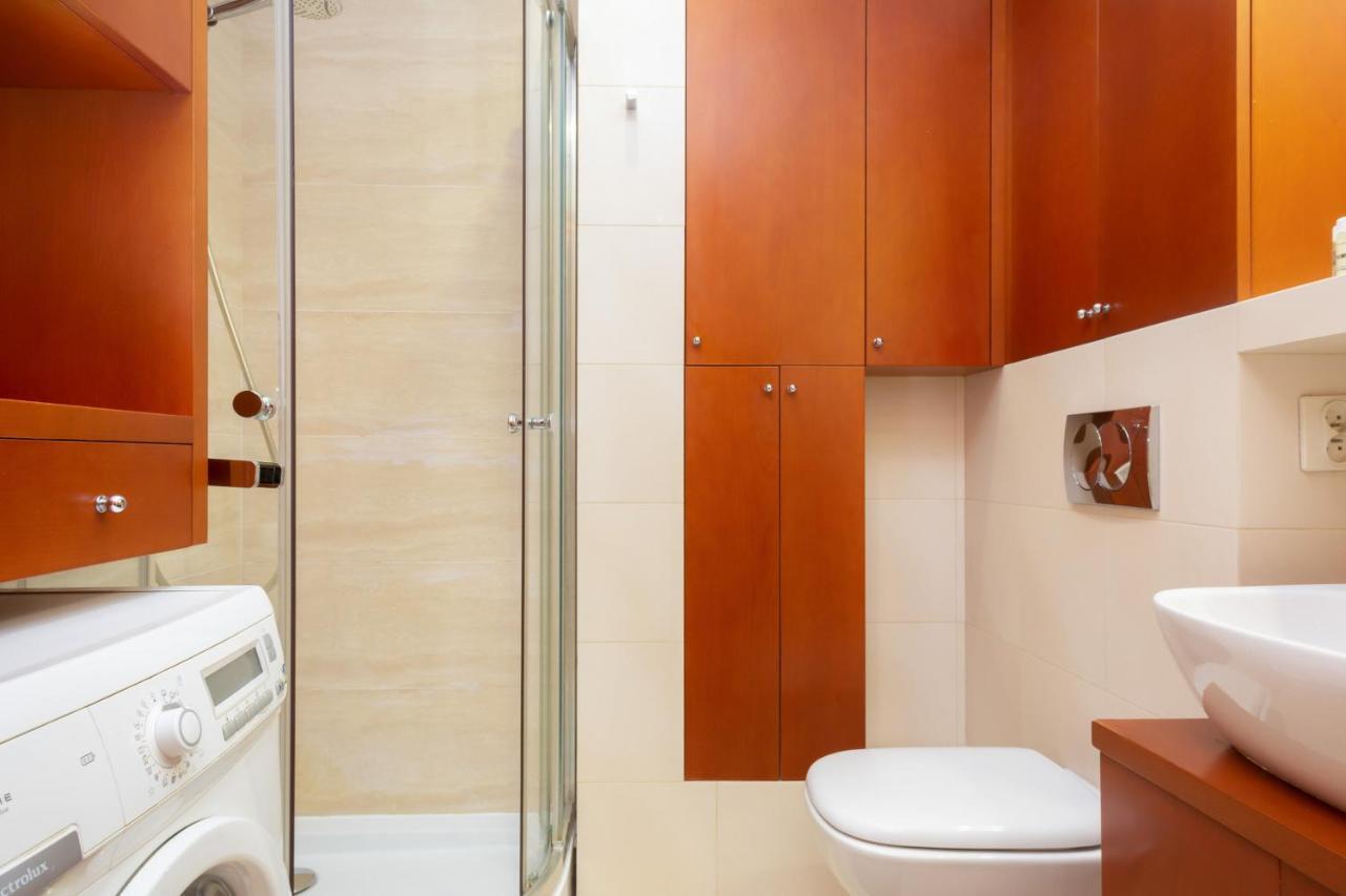 Two-Bedroom Family Apartment Esperanto Next To Klif By Noclegi Renters Warschau Exterior foto